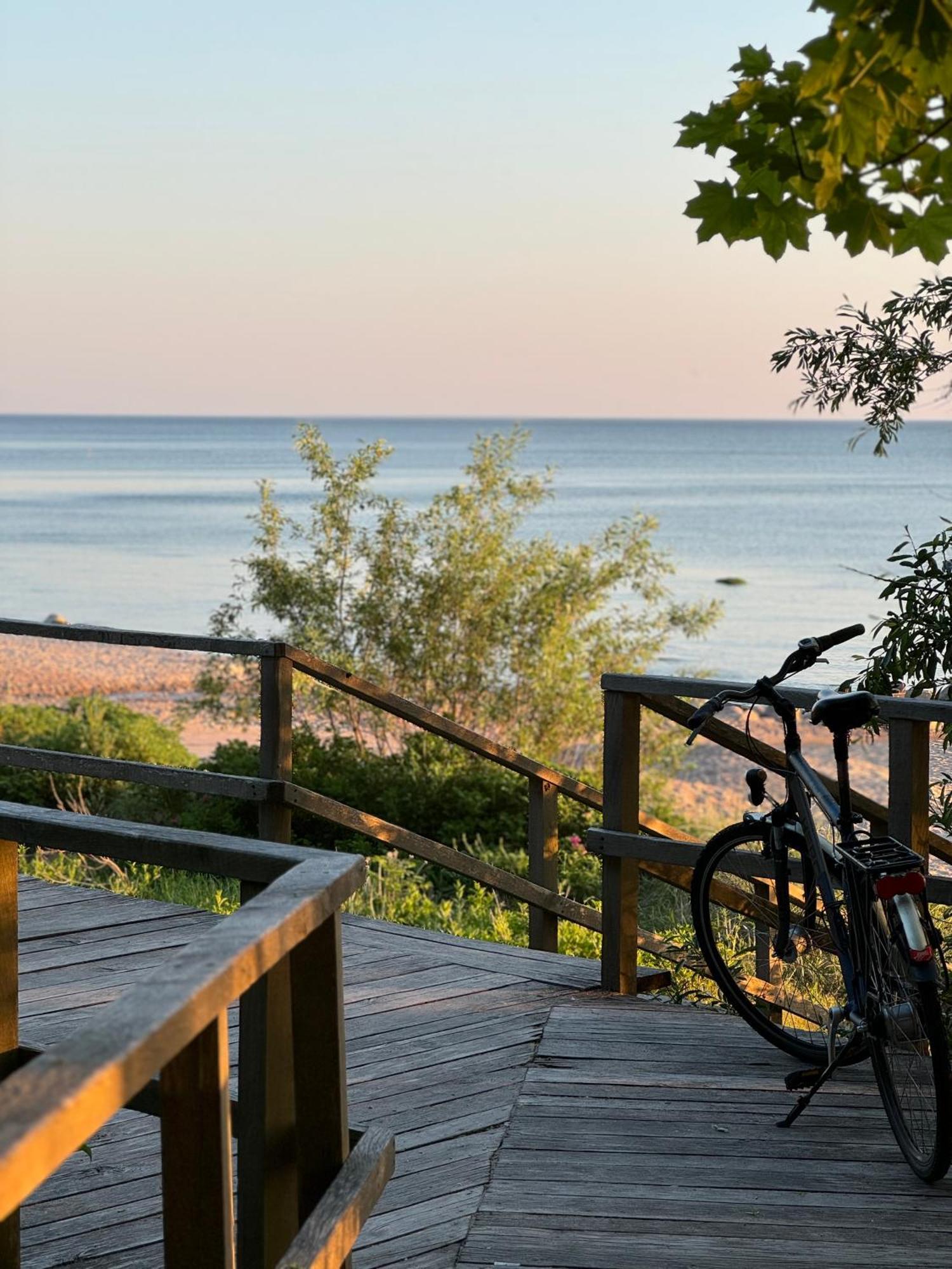 Karkle Summerhouse, Sea View Villa Екстер'єр фото